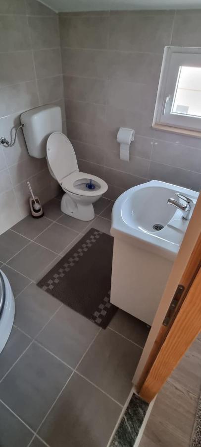 Apartmani Italo Biograd Na Moru Buitenkant foto