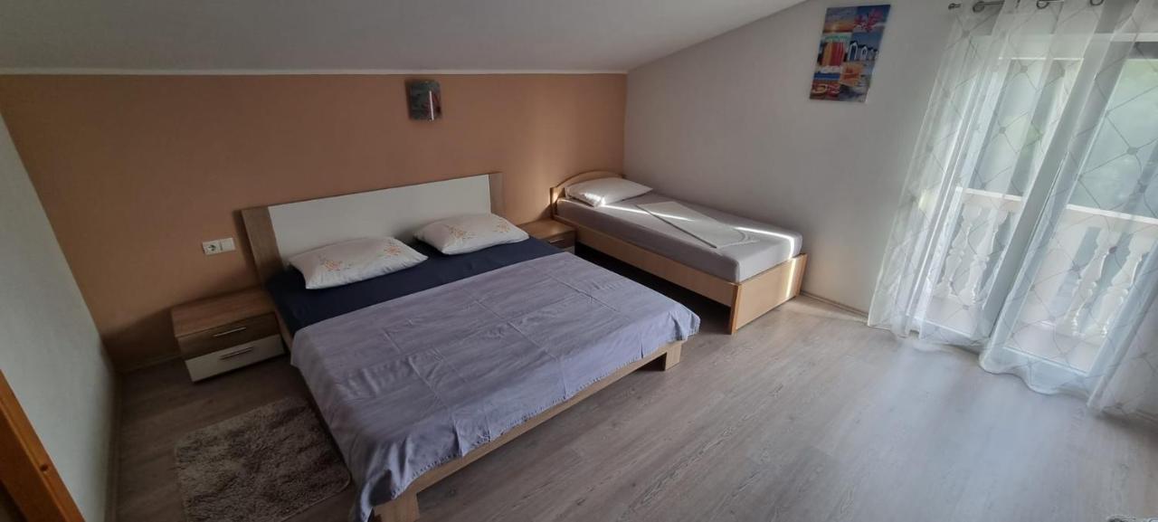 Apartmani Italo Biograd Na Moru Buitenkant foto
