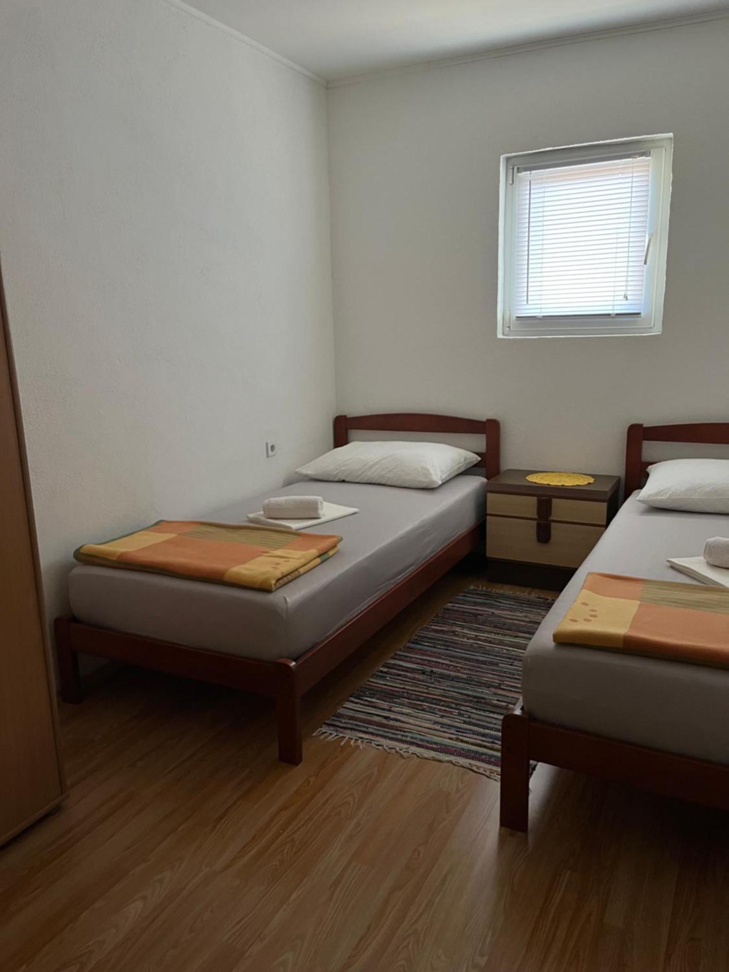 Apartmani Italo Biograd Na Moru Buitenkant foto